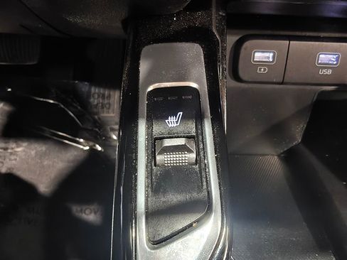 Used 2022 Kia Sorento SX w/ Panoramic Sunroof Package AWD/4WD image 43