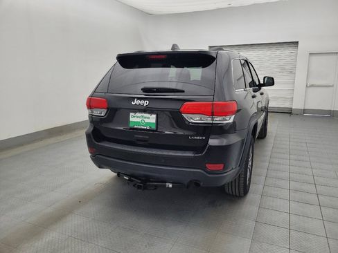 Used 2018 Jeep Grand Cherokee Laredo image 7