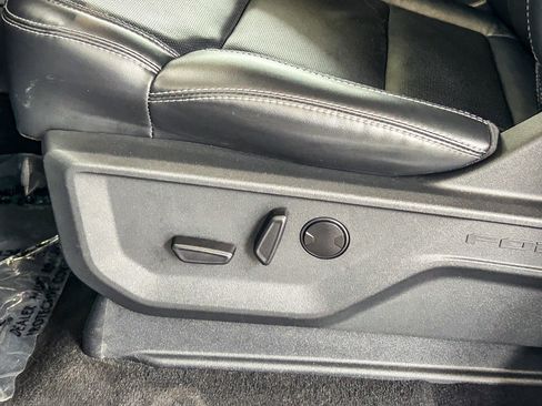 Used 2025 Ford Expedition Platinum AWD/4WD image 21