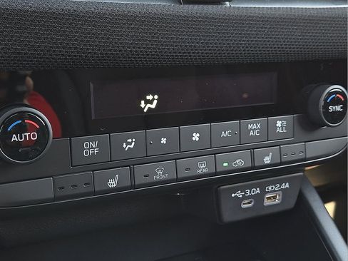 New 2026 Subaru Outback Premium image 16