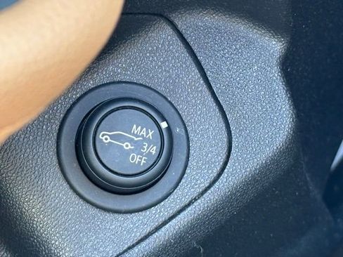 Used 2019 GMC Terrain SLT w/ Preferred Package FWD image 30
