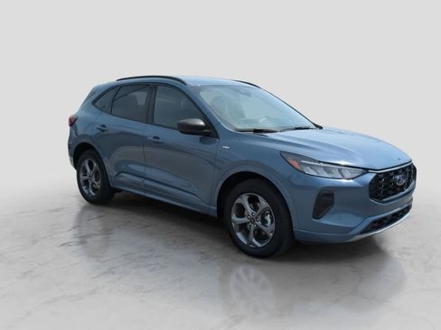 Certified 2024 Ford Escape ST-Line w/ Tech Pack #1 AWD/4WD image 2