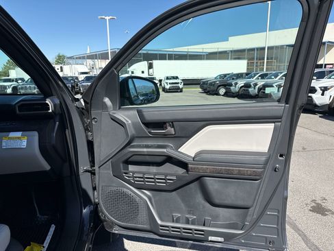 New 2026 Toyota Tacoma Limited AWD/4WD image 16