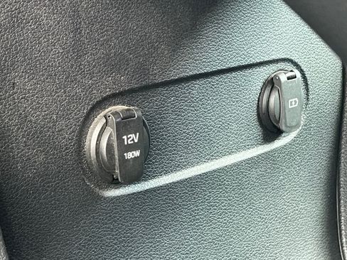 Used 2025 Hyundai Palisade SEL FWD image 24