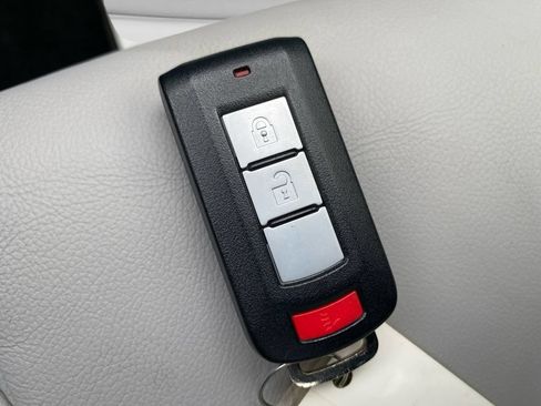Used 2023 Mitsubishi Eclipse Cross SEL AWD/4WD image 26