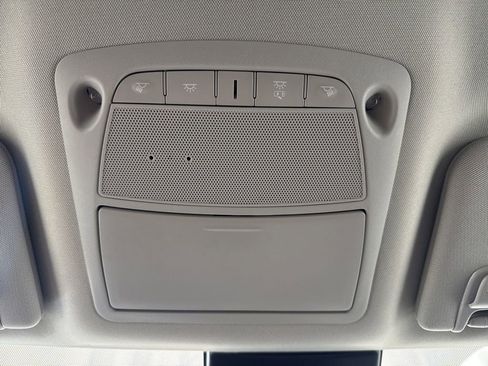 Used 2024 Nissan Murano SV image 33