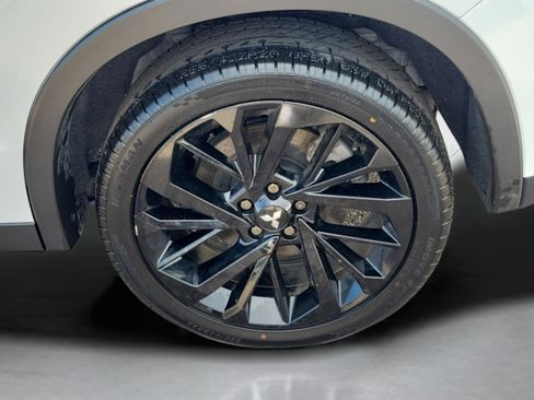 Used 2023 Mitsubishi Outlander SEL FWD image 30