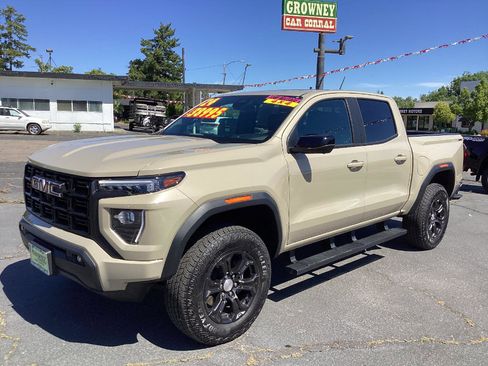 Used 2024 GMC Canyon Elevation w/ Elevation Premium Package AWD/4WD image 5