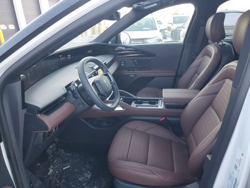 New 2026 Lincoln Nautilus Reserve w/ Jet Appearance Package image 11