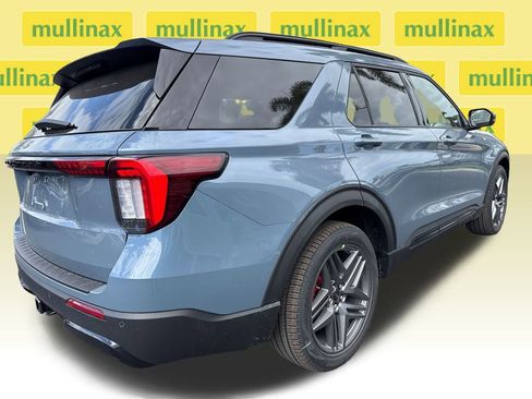 New 2026 Ford Explorer ST-Line image 15