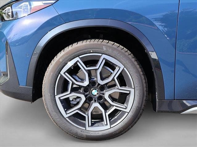 Used 2026 BMW X1 xDrive28i AWD/4WD image 10