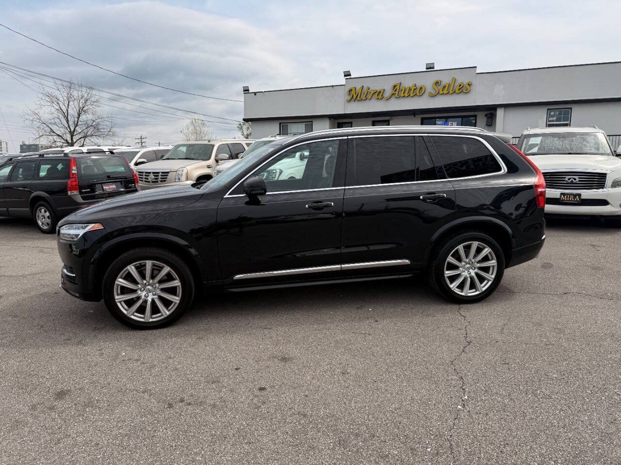 Used 2016 Volvo XC90 T6 Inscription AWD/4WD image 1