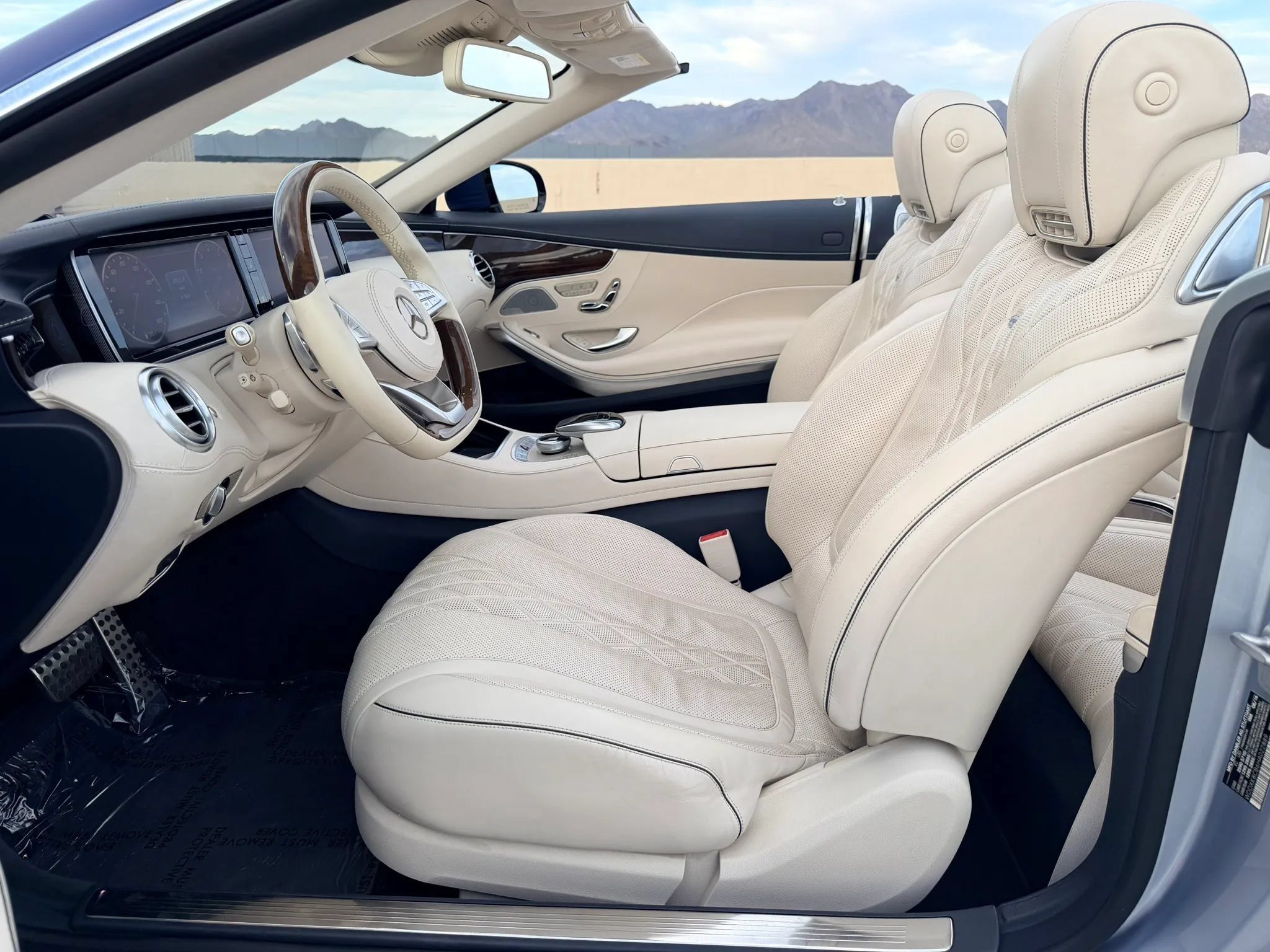 Used 2017 Mercedes-Benz S 550 Cabriolet image 19