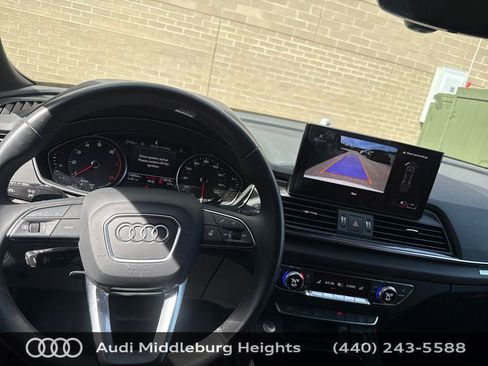 Used 2023 Audi Q5 2.0T Premium w/ Convenience Package image 13