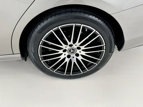 Used 2023 Mercedes-Benz C 300 Sedan image 32