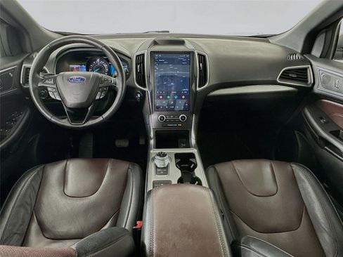 Used 2022 Ford Edge Titanium w/ Equipment Group 301A AWD/4WD image 32