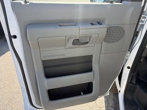 New 2026 Ford E-350 and Econoline 350 Super Duty w/ Power Equipment Group RWD image 12