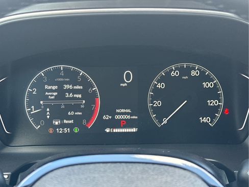 New 2025 Honda Pilot Touring image 30