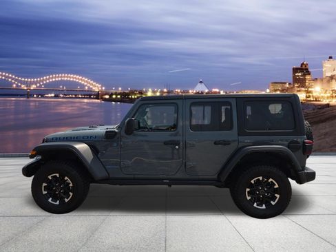 Used 2024 Jeep Wrangler Unlimited Rubicon 4xe AWD/4WD image 2