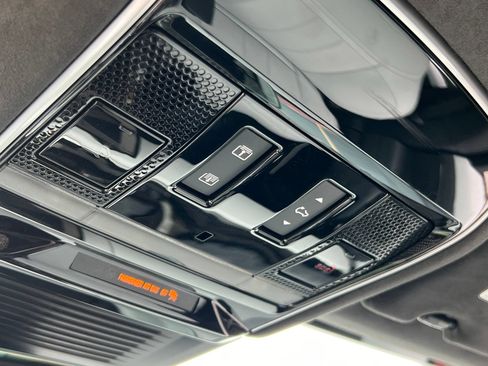 Used 2025 Land Rover Range Rover Sport Autobiography AWD/4WD image 19