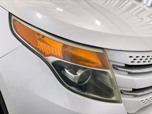 Used 2014 Ford Explorer Limited w/ Equipment Group 301A FWD image 11