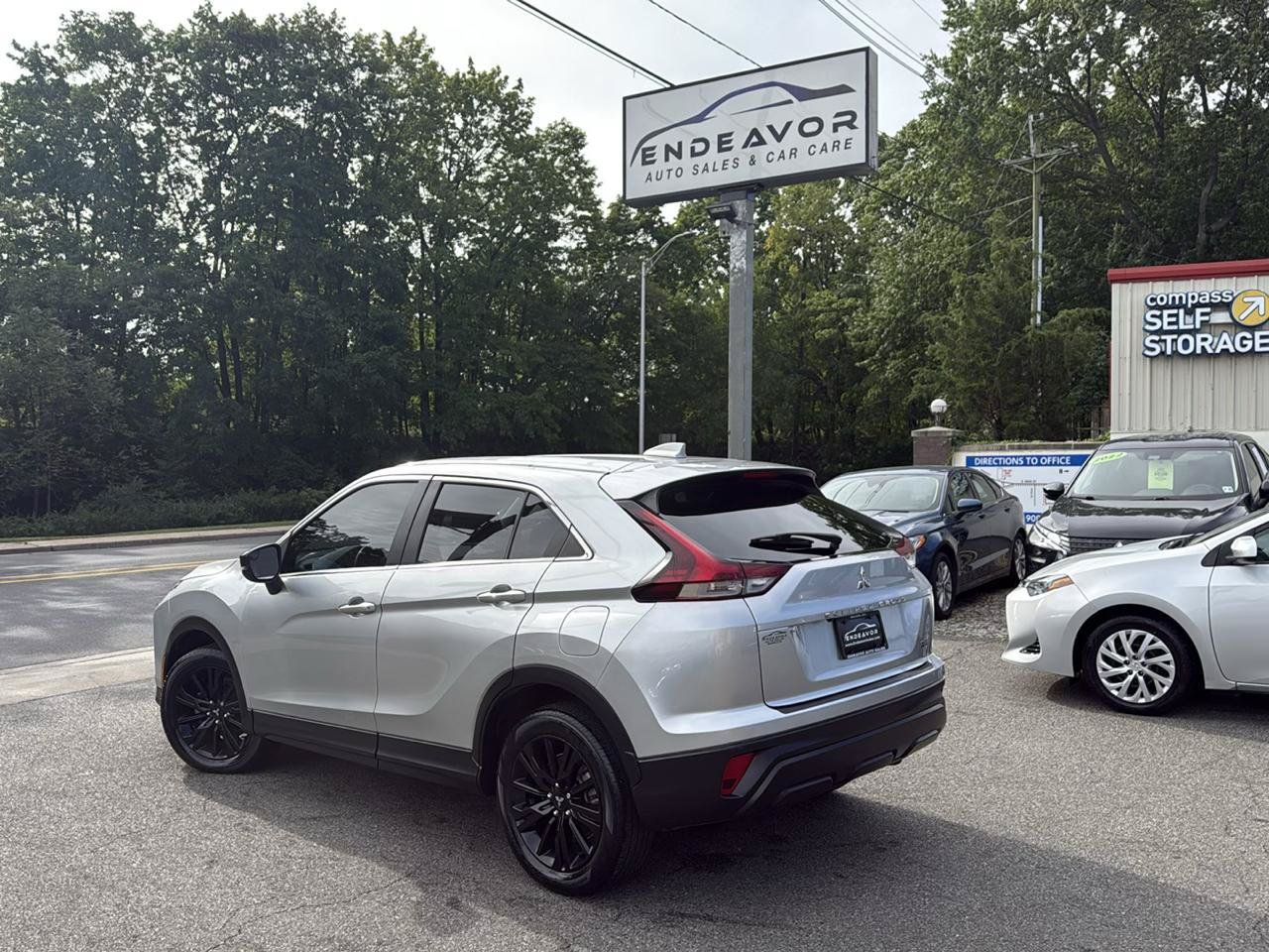 Used 2023 Mitsubishi Eclipse Cross LE AWD/4WD image 5