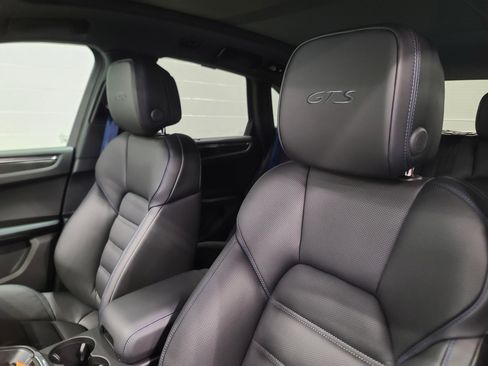 New 2026 Porsche Macan GTS image 10