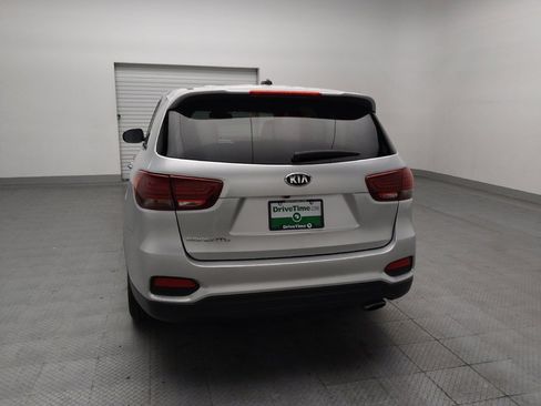 Used 2020 Kia Sorento AWD V6 image 6