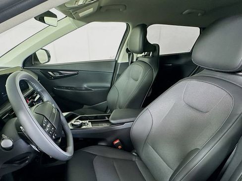 New 2025 Kia EV6 Light w/ Light LR Technology Package AWD/4WD image 23
