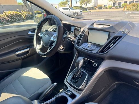 Used 2013 Ford Escape SE FWD image 23