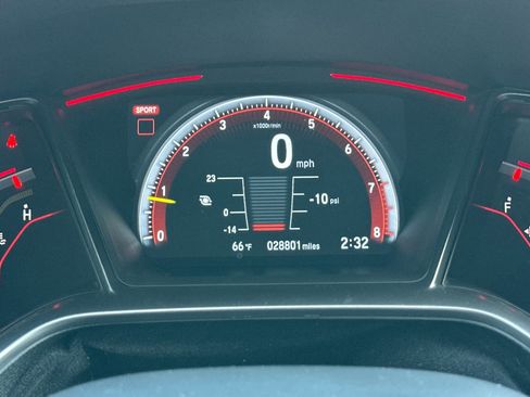 Used 2018 Honda Civic Type R image 38