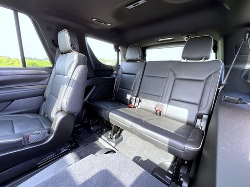 Used 2021 GMC Yukon SLT w/ SLT Premium Package AWD/4WD image 20
