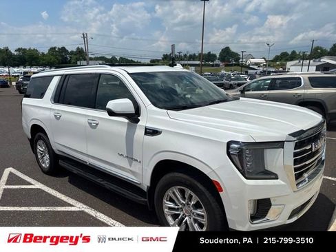 Used 2022 GMC Yukon XL SLT w/ SLT Premium Package AWD/4WD image 8