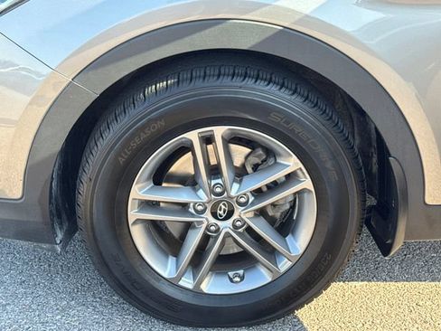 Used 2018 Hyundai Santa Fe Sport w/ 2.4L Value Package 02 FWD image 22