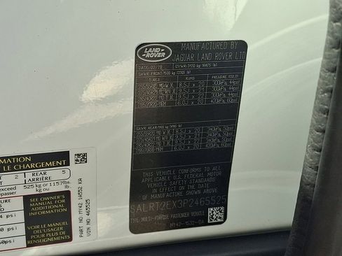 Used 2023 Land Rover Discovery S R-Dynamic image 28