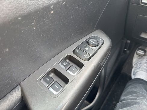 Used 2018 Kia Sportage LX w/ LX Popular Package image 20