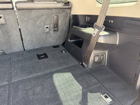 Used 2015 Toyota 4Runner SR5 Premium AWD/4WD image 32