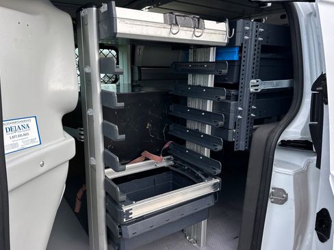 Used 2023 Ford Transit Connect XL image 11