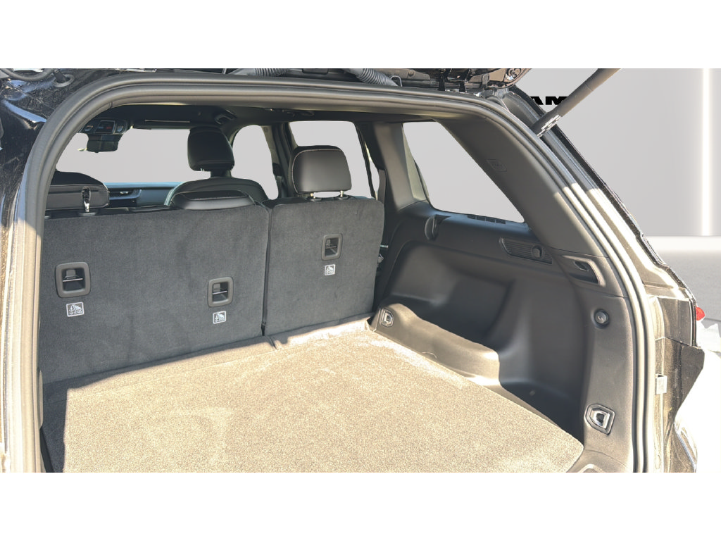 New 2027 Jeep Grand Cherokee Altitude AWD/4WD image 29