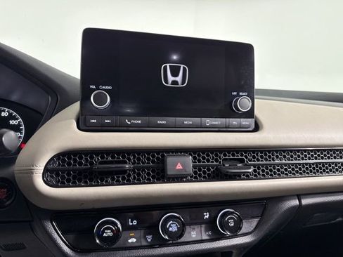 Used 2023 Honda HR-V LX image 17