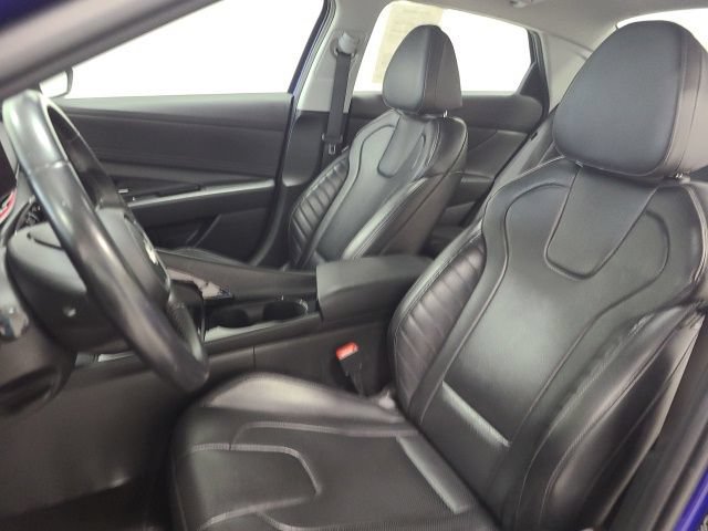 Used 2024 Hyundai Elantra Limited FWD image 18