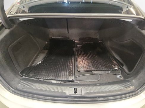 Used 2016 Audi A4 2.0T Premium image 25