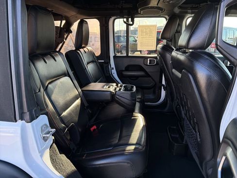 Used 2018 Jeep Wrangler Unlimited Rubicon image 23