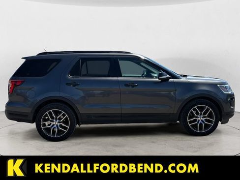 Used 2018 Ford Explorer Sport w/ Equipment Group 401A AWD/4WD image 6