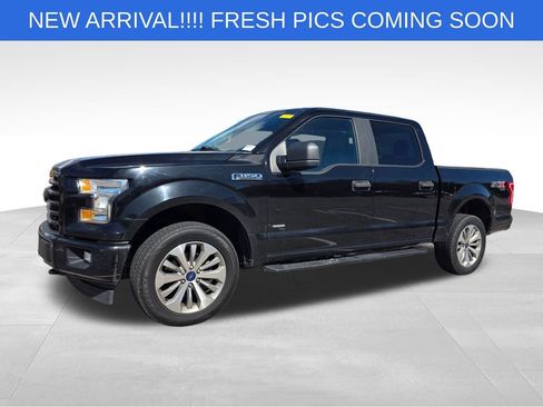 Used 2017 Ford F150 XL w/ Equipment Group 101A Mid image 2