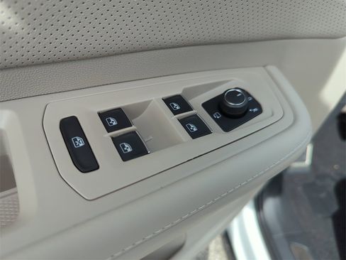 New 2026 Volkswagen Atlas SEL Premium R-Line image 27