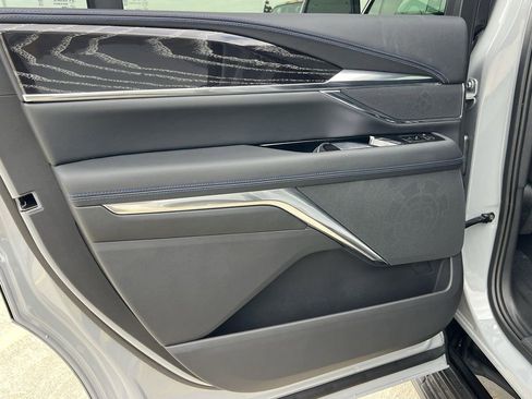 New 2026 Cadillac Escalade IQL Luxury image 27