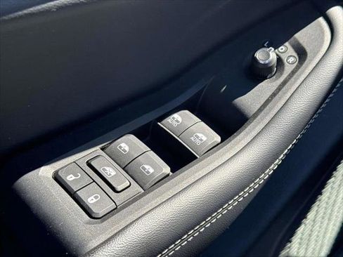 Certified 2023 Jeep Grand Cherokee L Laredo AWD/4WD image 18