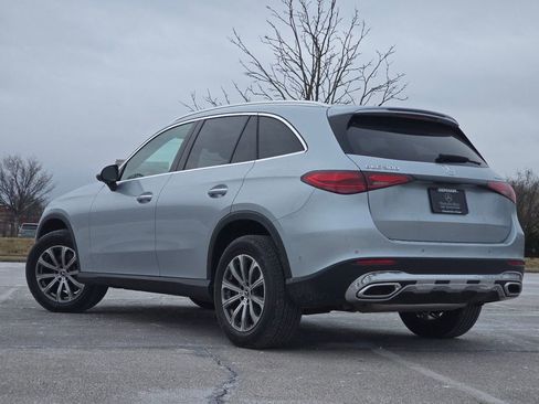 Used 2025 Mercedes-Benz GLC 300 4MATIC image 14