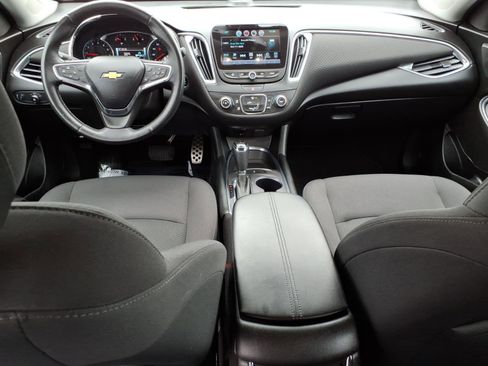 Certified 2017 Chevrolet Malibu LT image 11